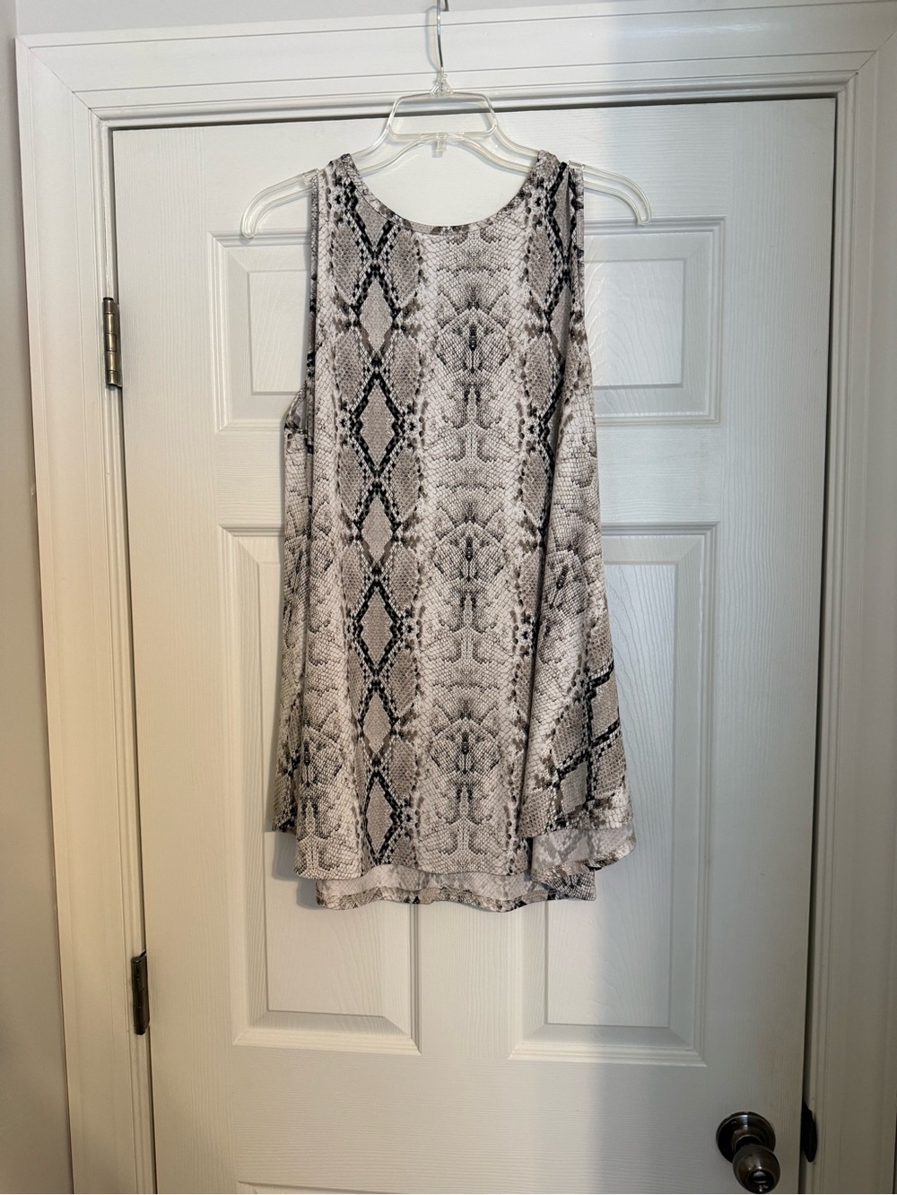 Sleeveless Snake Print Top